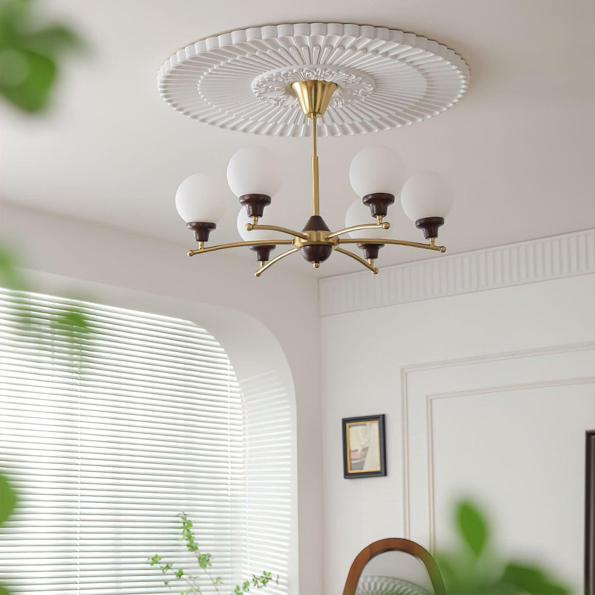 Lustra Chandelier Boules en Verre et Noyer - Neutralighting