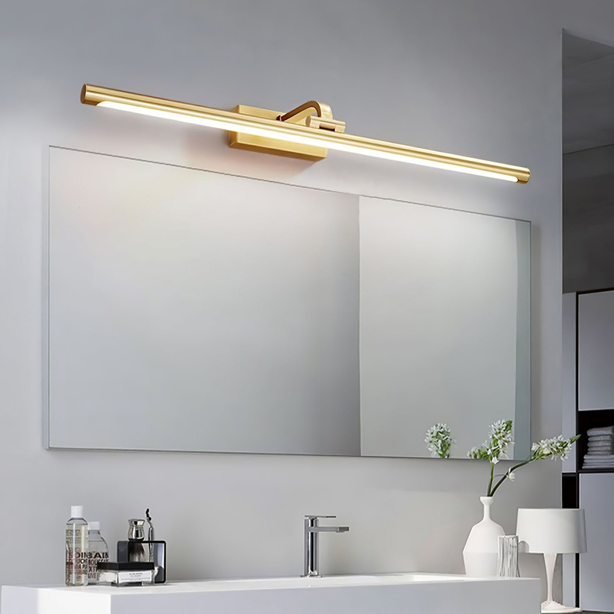 Lumare Applique murale minimaliste en laiton - Neutralighting