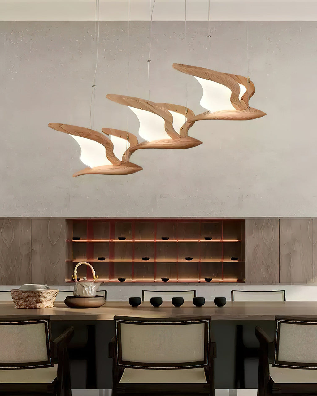 Lustra Chandelier Forme d'Oiseau Bois Sculptural - Neutralighting