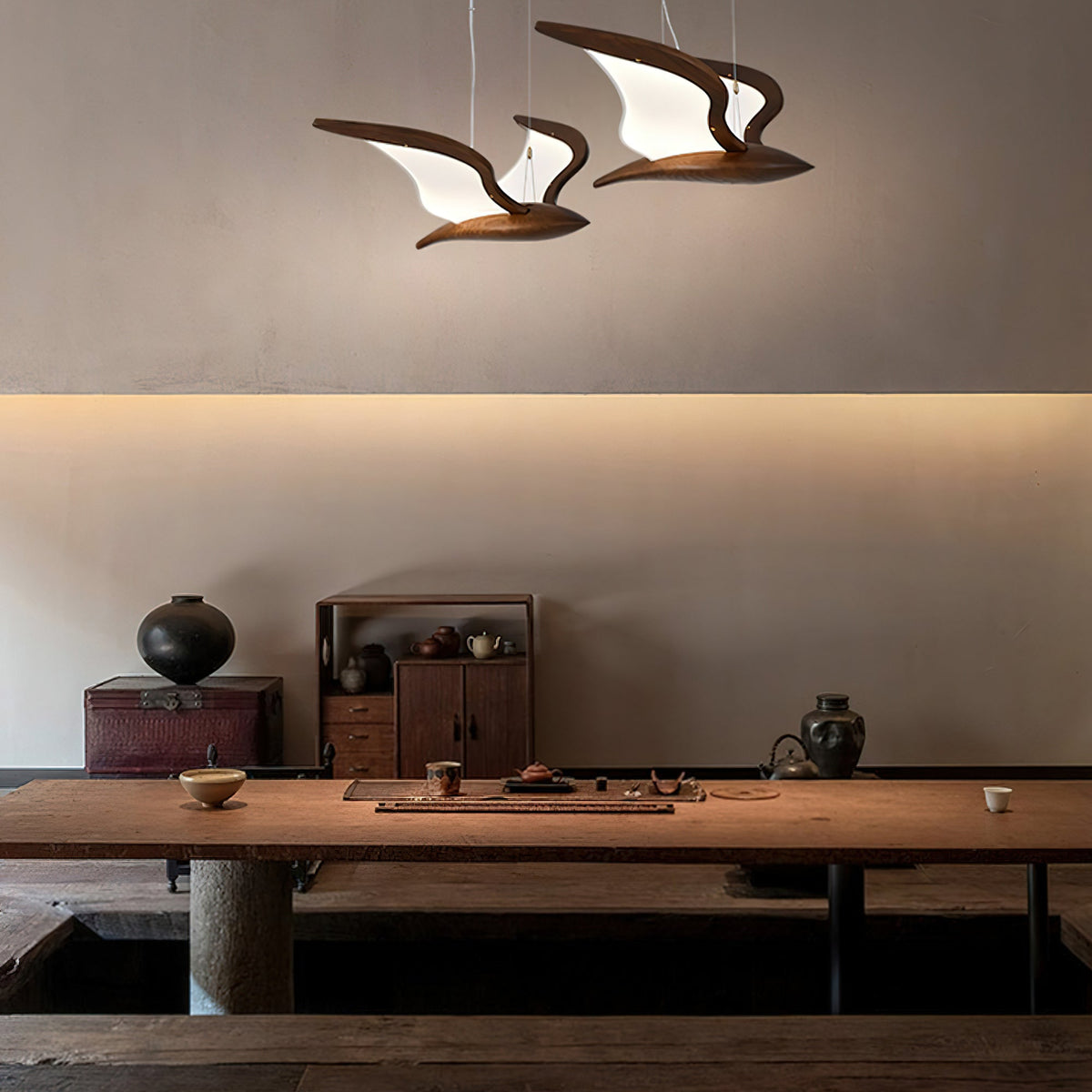 Lustra Chandelier Forme d'Oiseau Bois Sculptural - Neutralighting
