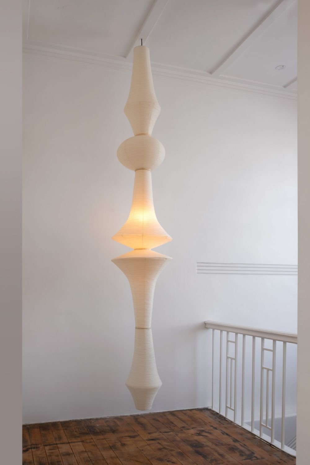 Veyran Paper Artistic Pendant Light - Neutralighting