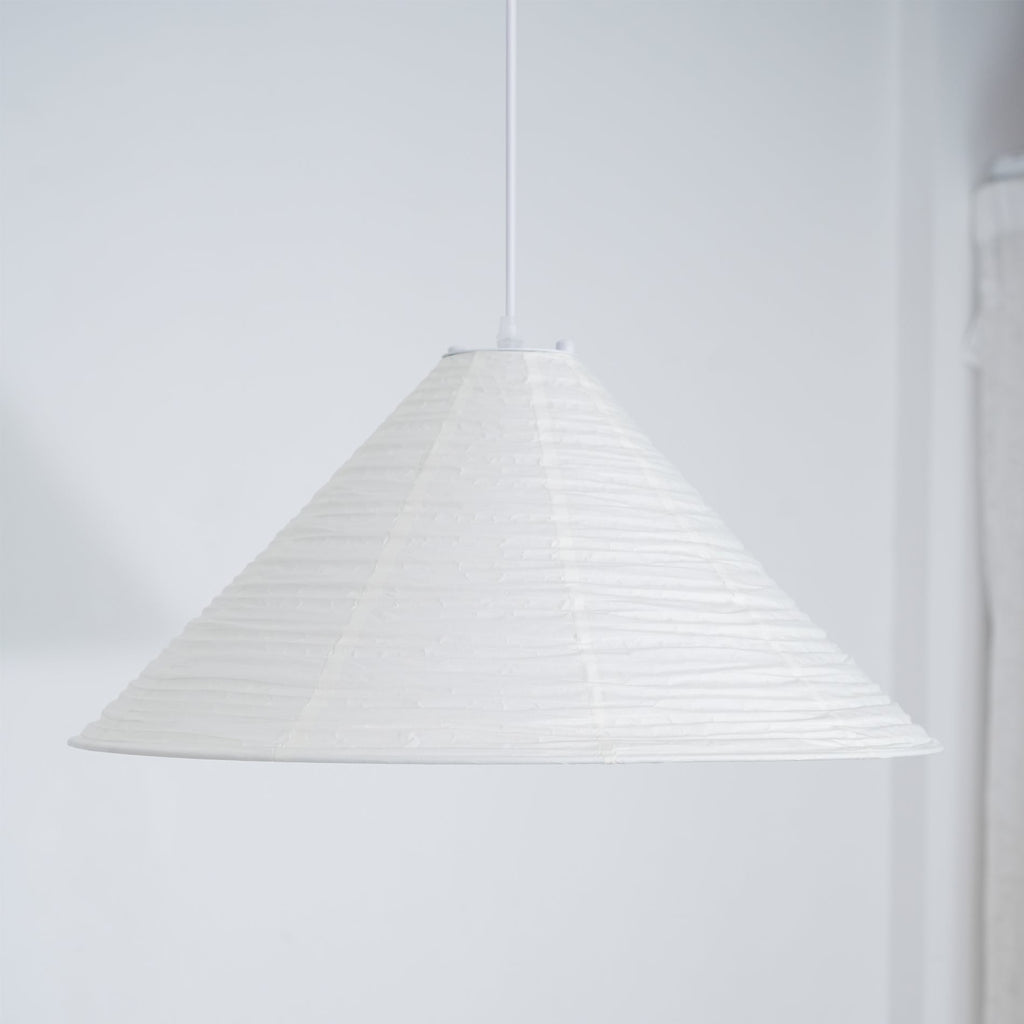 Conic Suspension Lampe Pyramidale en Papier - Neutralighting
