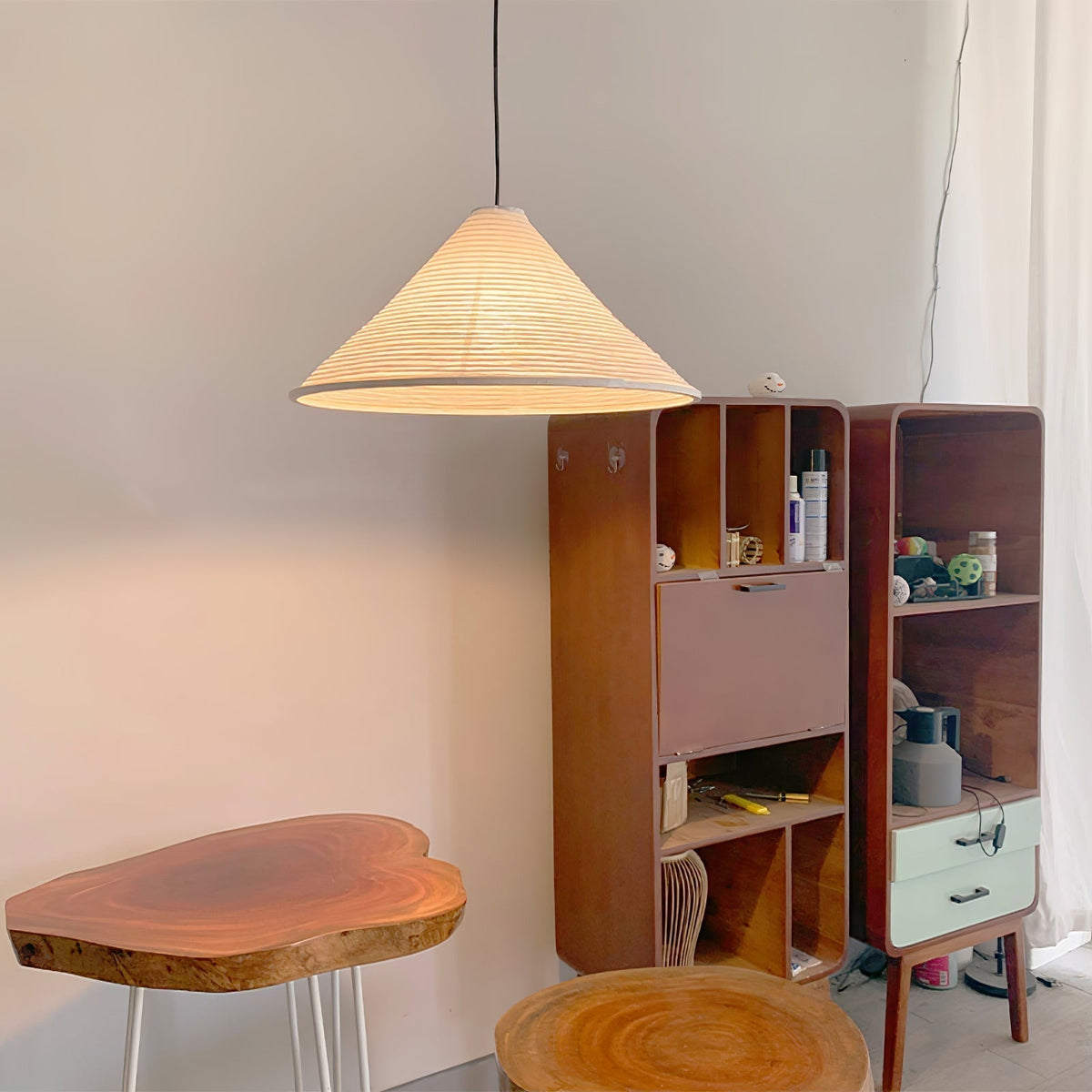 Conic Suspension Lampe Pyramidale en Papier - Neutralighting