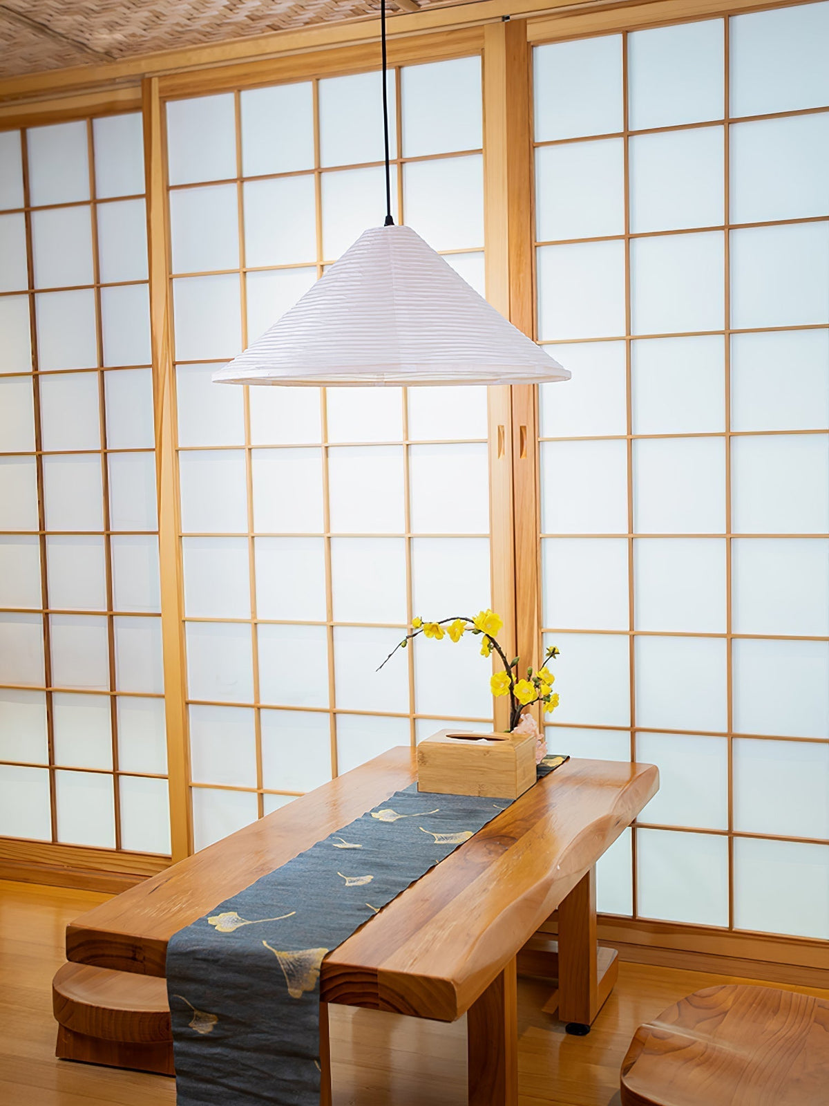 Conic Suspension Lampe Pyramidale en Papier - Neutralighting
