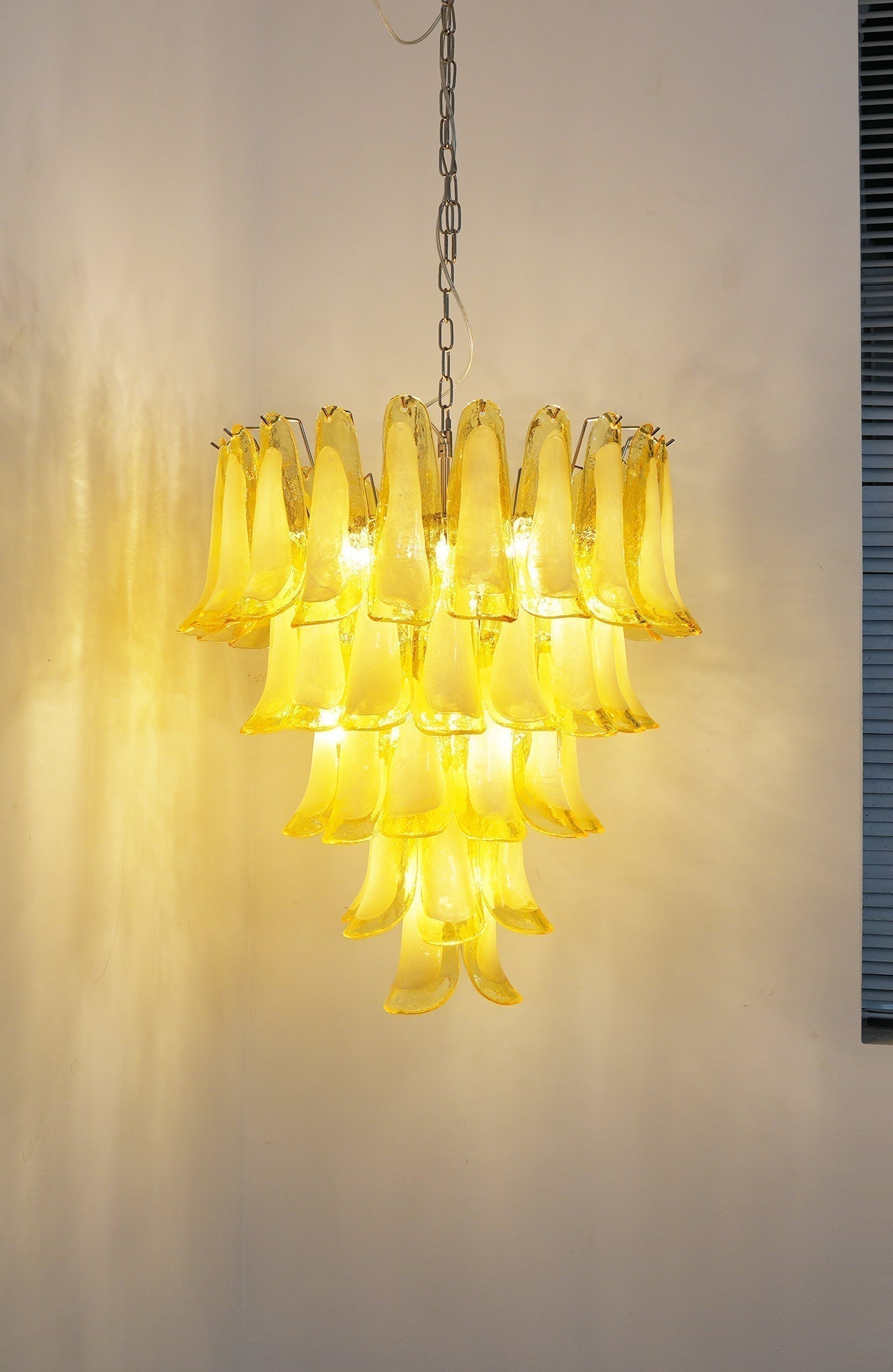 Aurora Chandelier Verre Murano Pétale Vague - Neutralighting