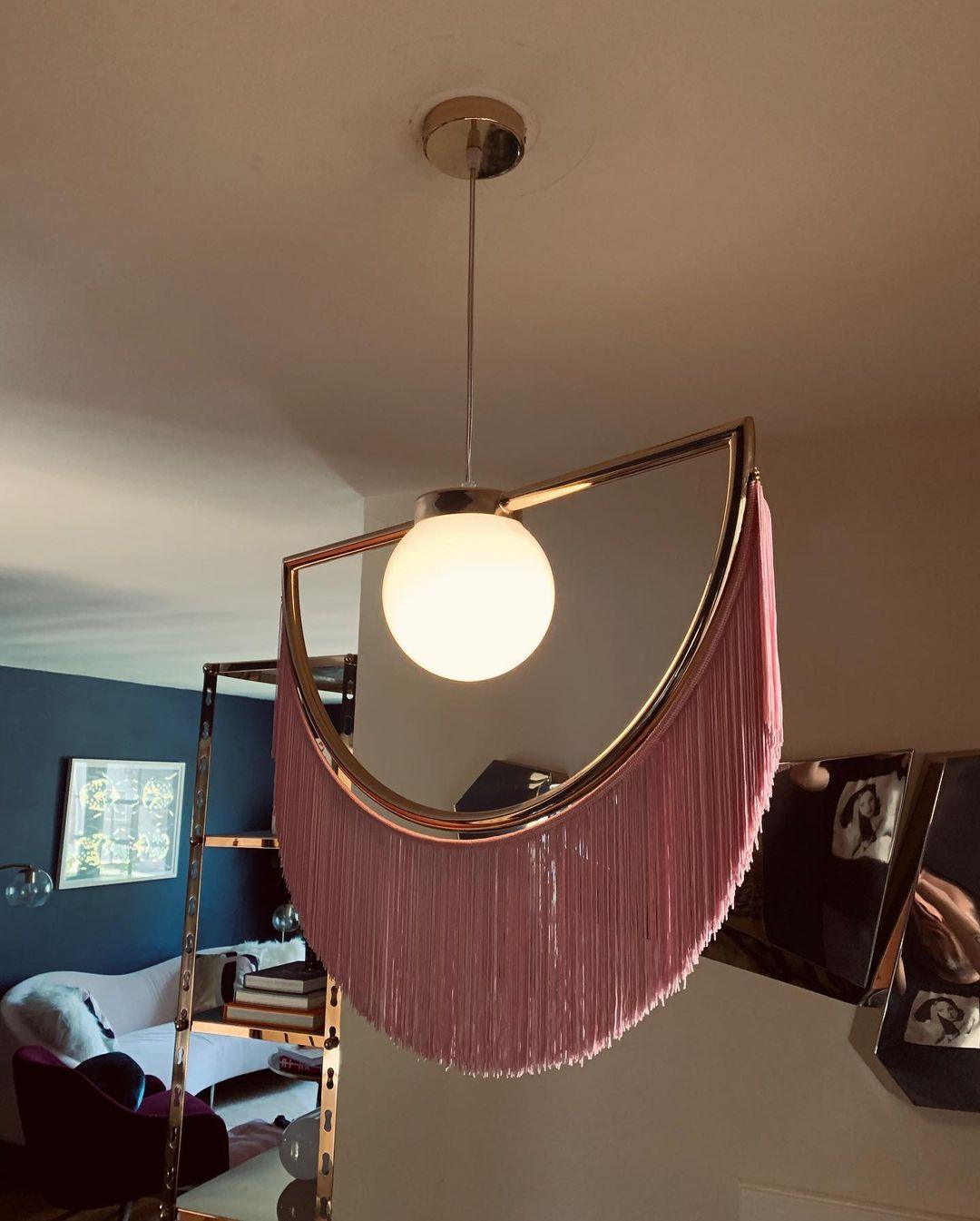 Solara Lampe suspendue en tissu à franges style globe rétro bohème - Neutralighting