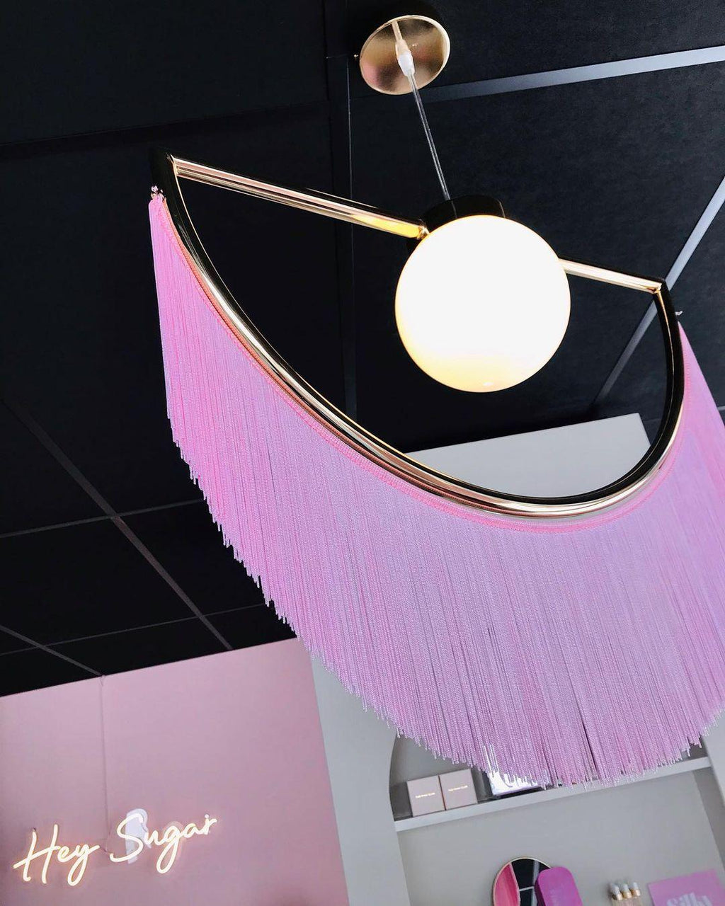 Solara Lampe suspendue en tissu à franges style globe rétro bohème - Neutralighting