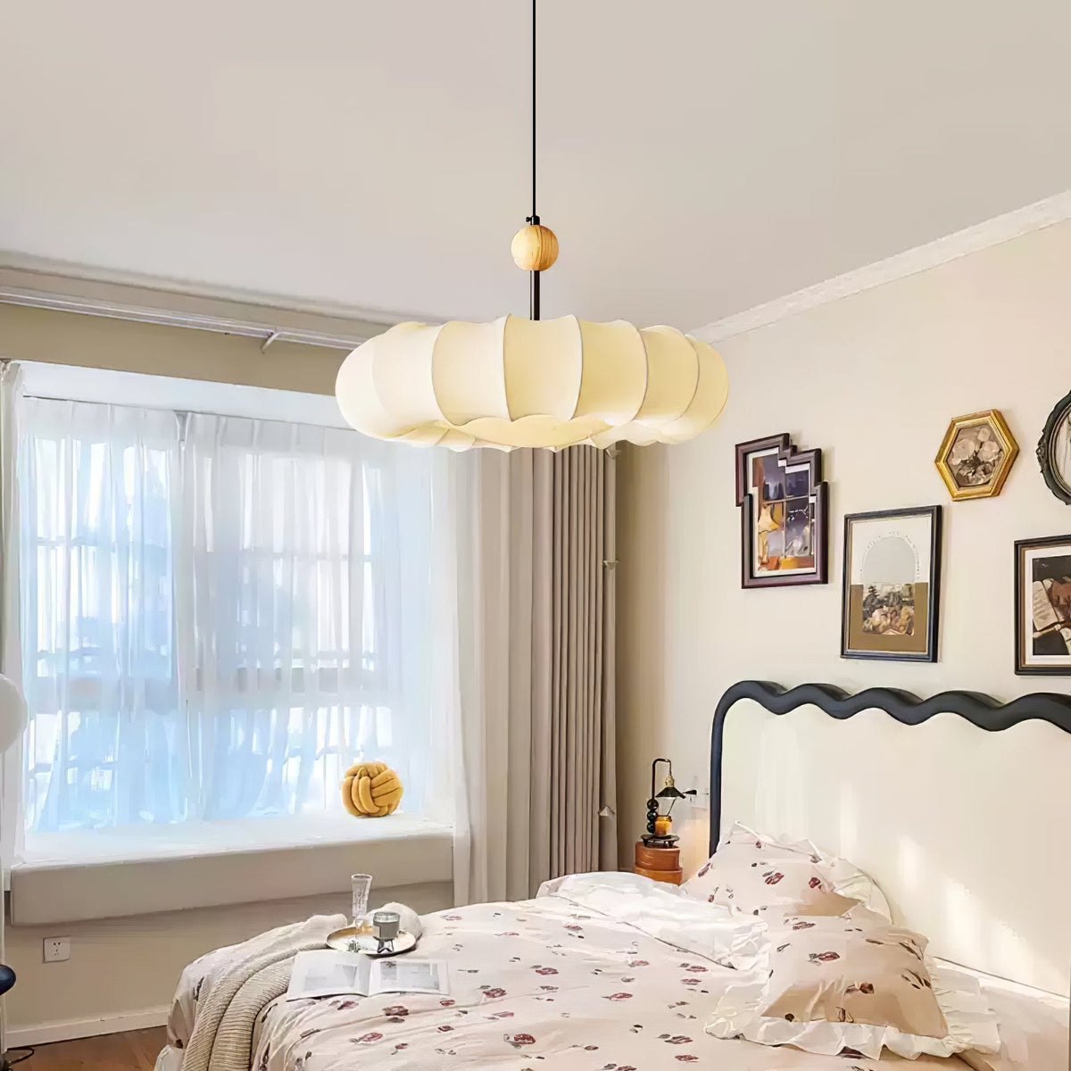 Lyvina Lampe Pendante Traditionnelle en Bois Naturel et Tissu - Neutralighting