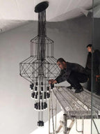 Lustra Chandelier Lignes Noir Structure Métallique LED - Neutralighting