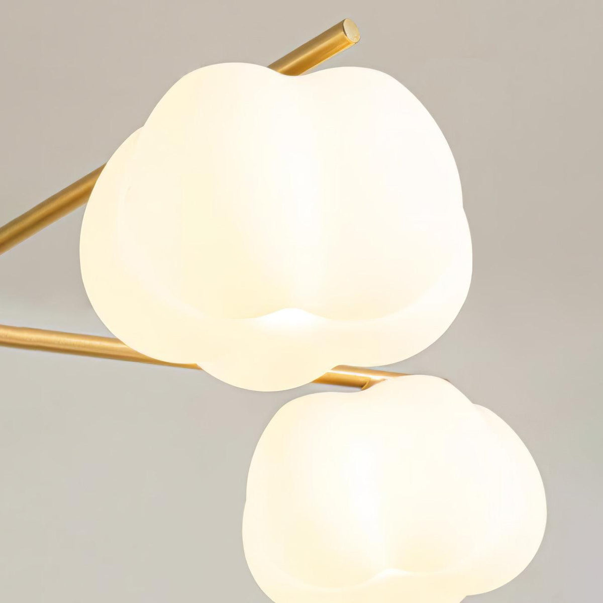Lustra Chandelier Boules de Coton Bois Doré PE - Neutralighting