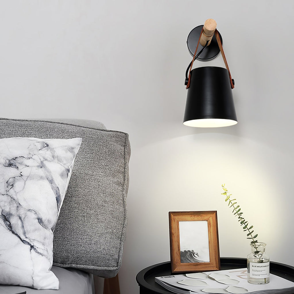 Solarese Applique en bois et cuir - Neutralighting