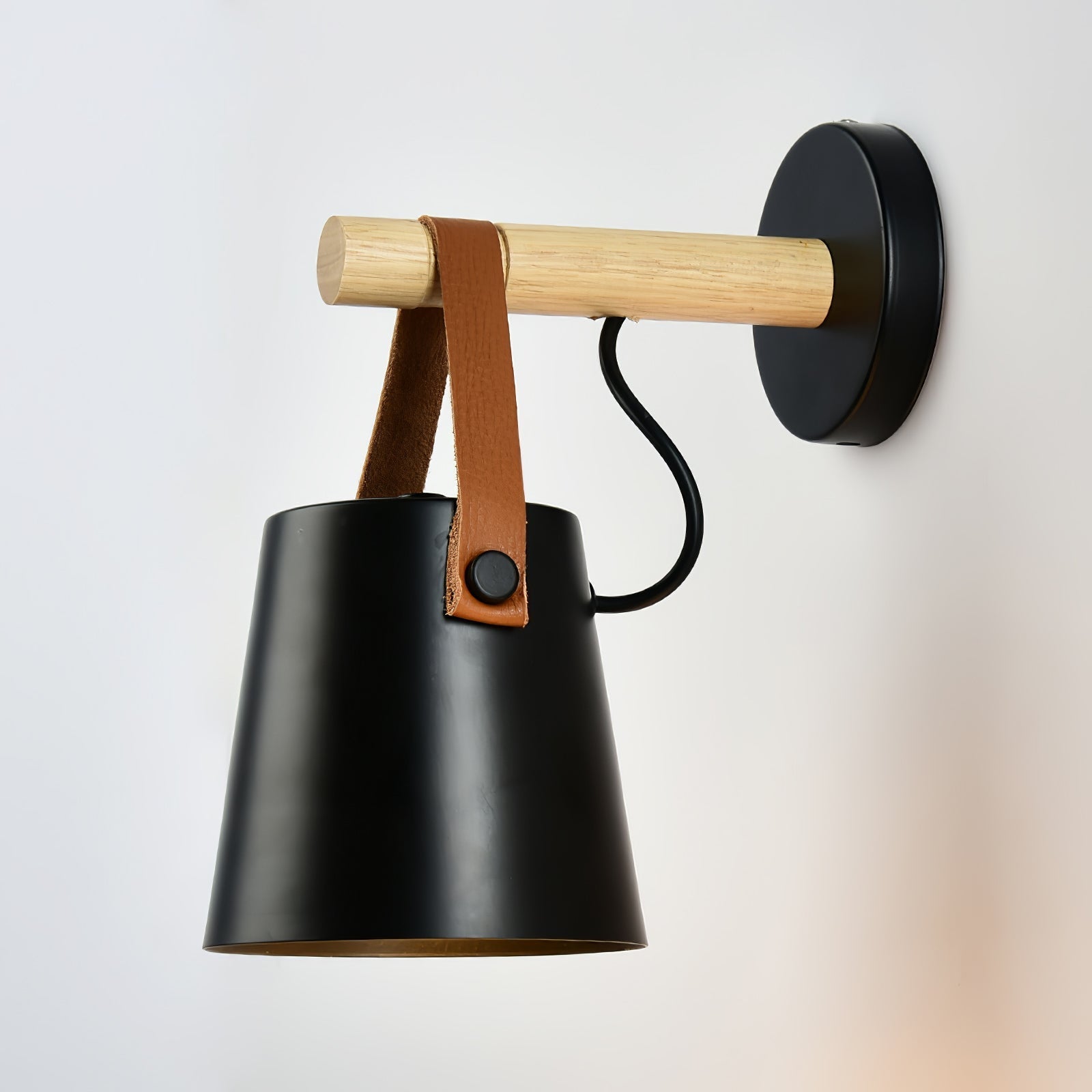 Solarese Applique en bois et cuir - Neutralighting