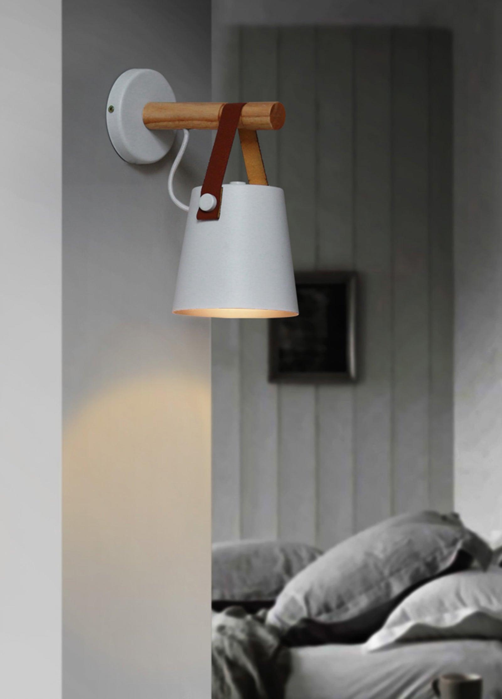 Solarese Applique en bois et cuir - Neutralighting
