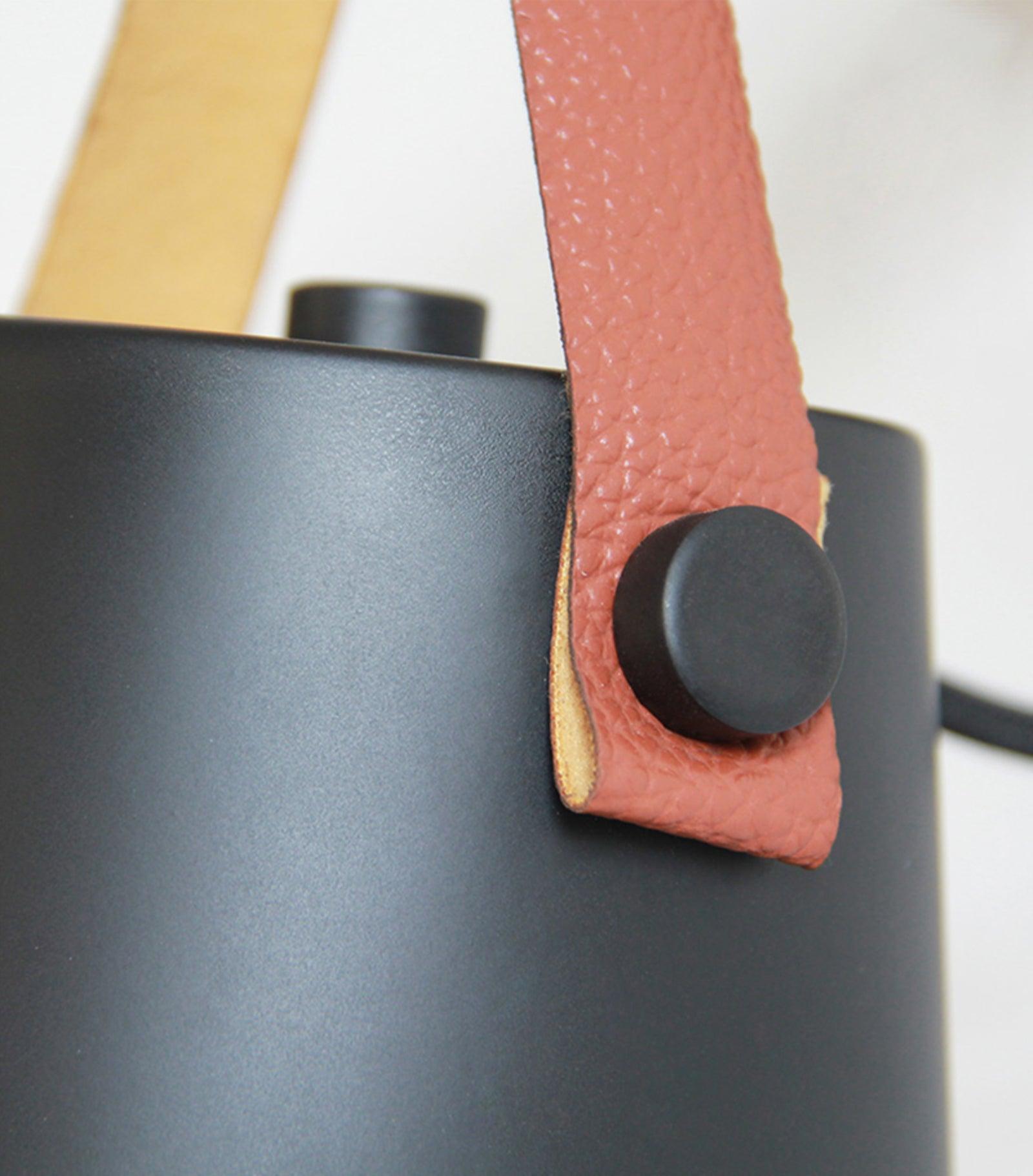 Solarese Applique en bois et cuir - Neutralighting