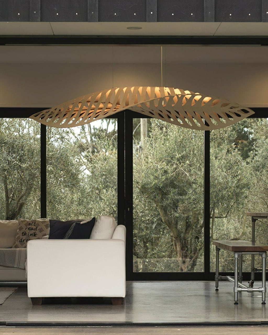 Veliren Lampe Suspendue Feuille Bois - Neutralighting