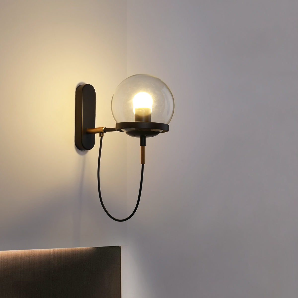Silva Applique Murale à Ampoule LED Globe Rétro, Métal, Noir/Bronze, Salon - Neutralighting