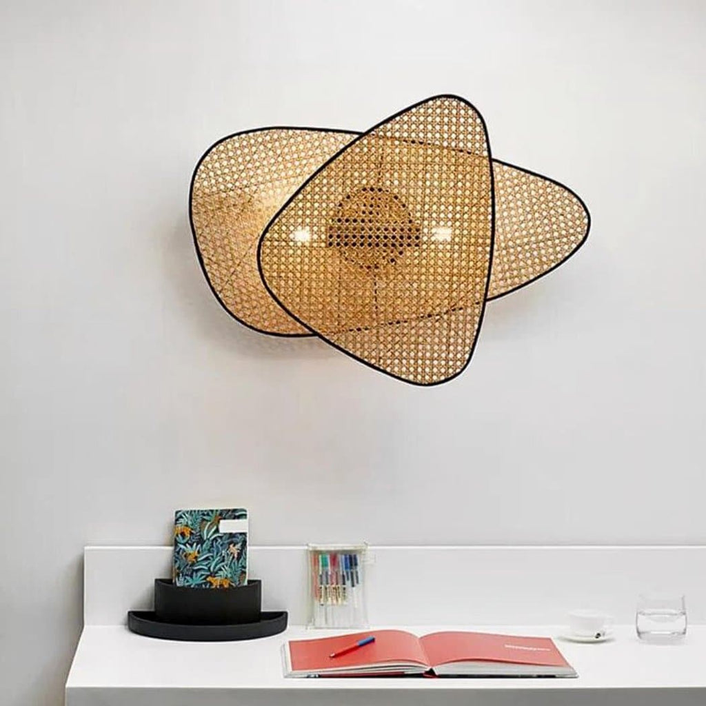 Applique murale de style rustique en cannage – Lioris Arabesque
