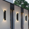 Luminaire Extérieur Léonie Confluence en Aluminium - Simplicité & Caractère au Quotidien