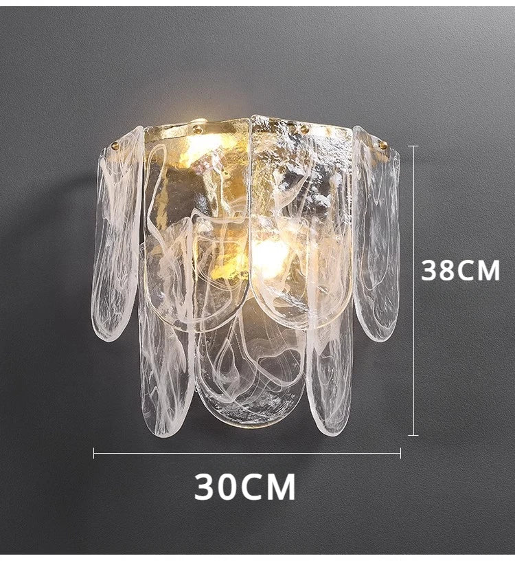 Applique murale led en verre design moderne pour décoration intérieure Milène Clarté - Une Présence de Verre Élégante