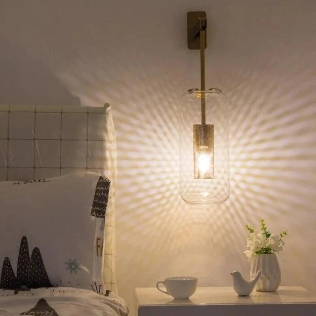 Applique Murale METAL Nélia Passage - Une Présence de Verre Élégante