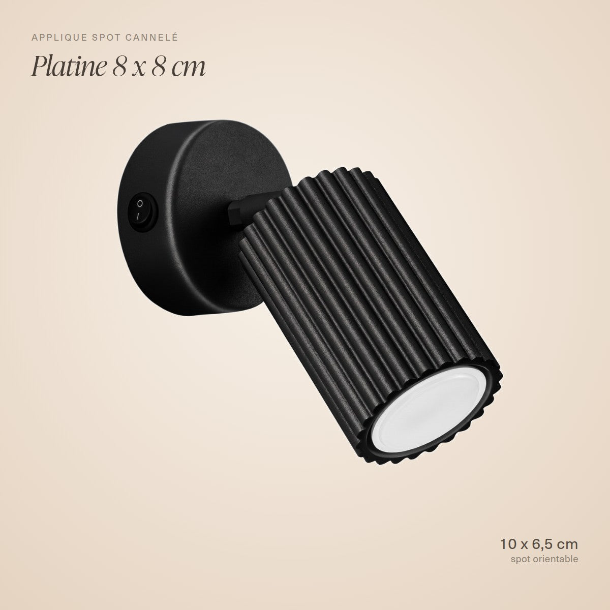 Applique murale — Spot orientable noire cannelée avec interrupteur