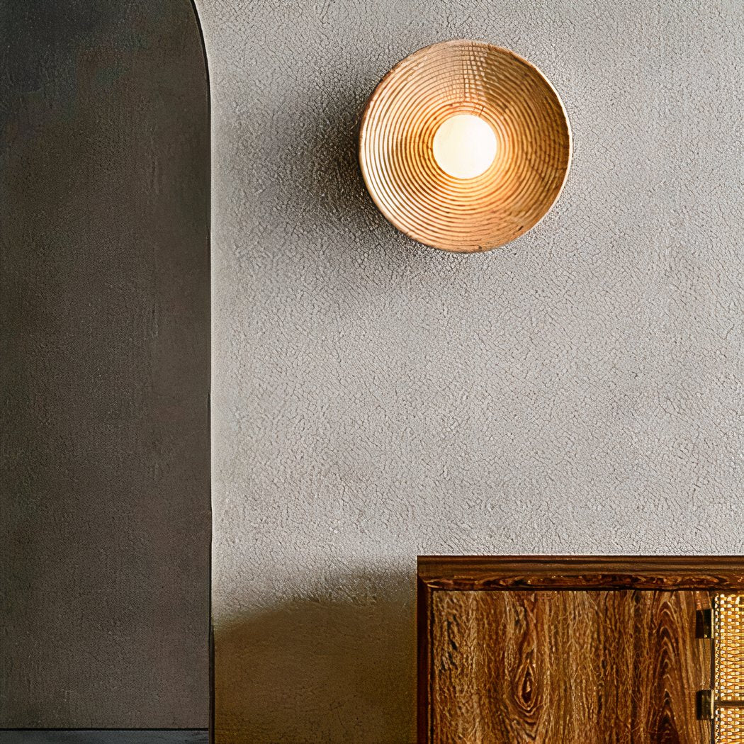 Applique murale ronde en bois dans le style bohème – Évarine Courbe