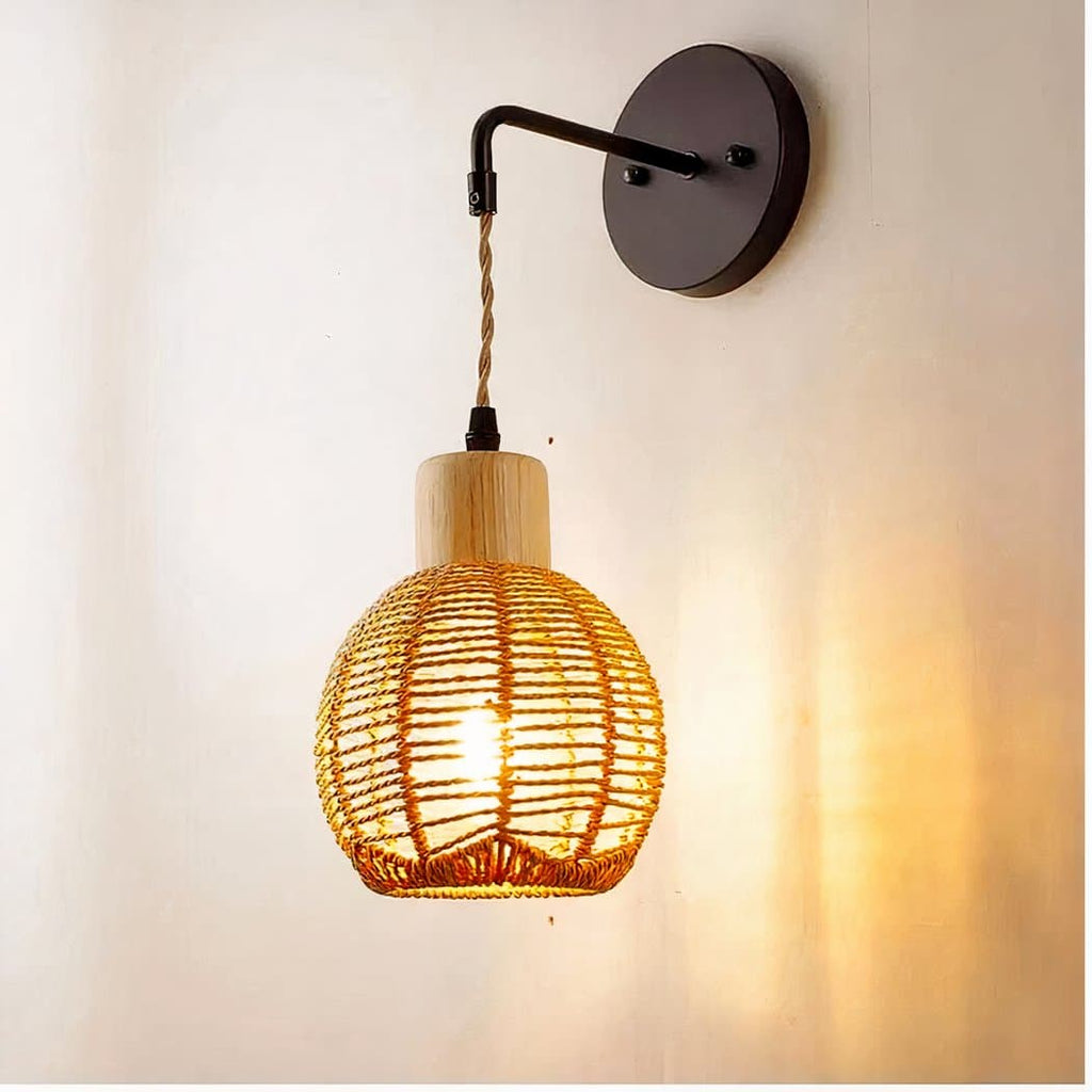 Applique murale suspendue en rotin dans le style bohème – Avelin Rivage