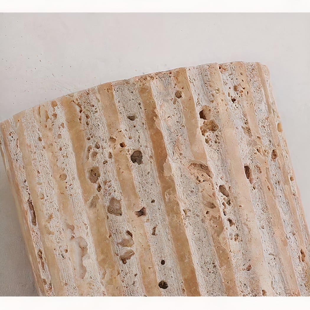 Applique murale verticale en pierre naturelle dans le style bohème – Cléor Aube