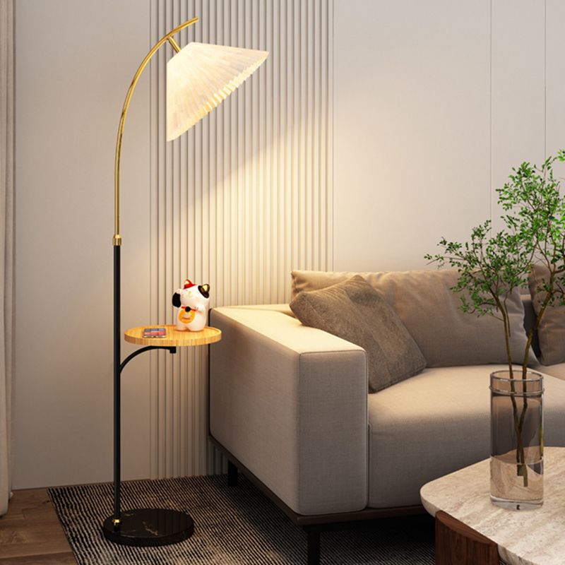 Muto Lampadaire Avec Table Parapluie Moderne LED Abat Jour Blanc Métal Tissu Chambre à Coucher/Salon - Neutralighting
