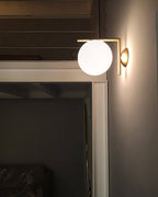 Joanna Applique Murale Moderne Minimaliste en Verre Soufflé Opale - Neutralighting