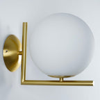 Joanna Applique Murale Moderne Minimaliste en Verre Soufflé Opale - Neutralighting
