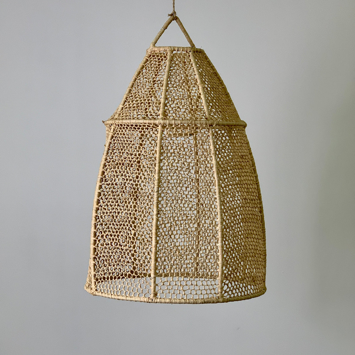 Suspension en dentelle de raphia - Droite