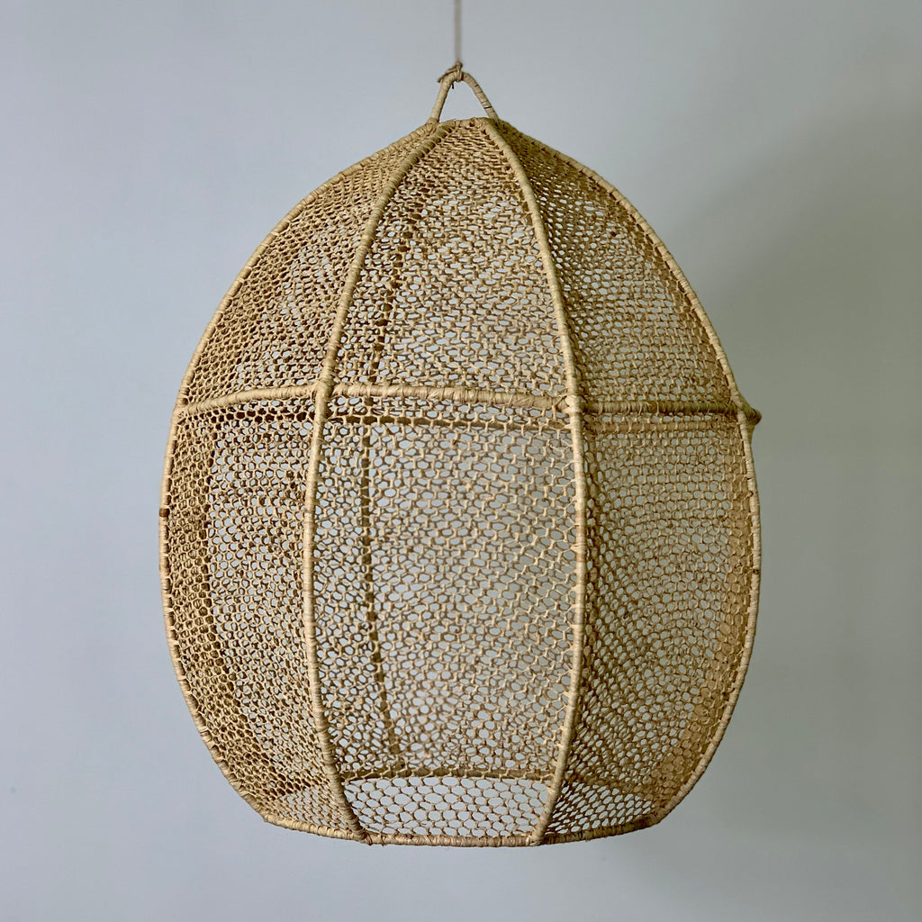 Suspension en dentelle de raphia - Boule
