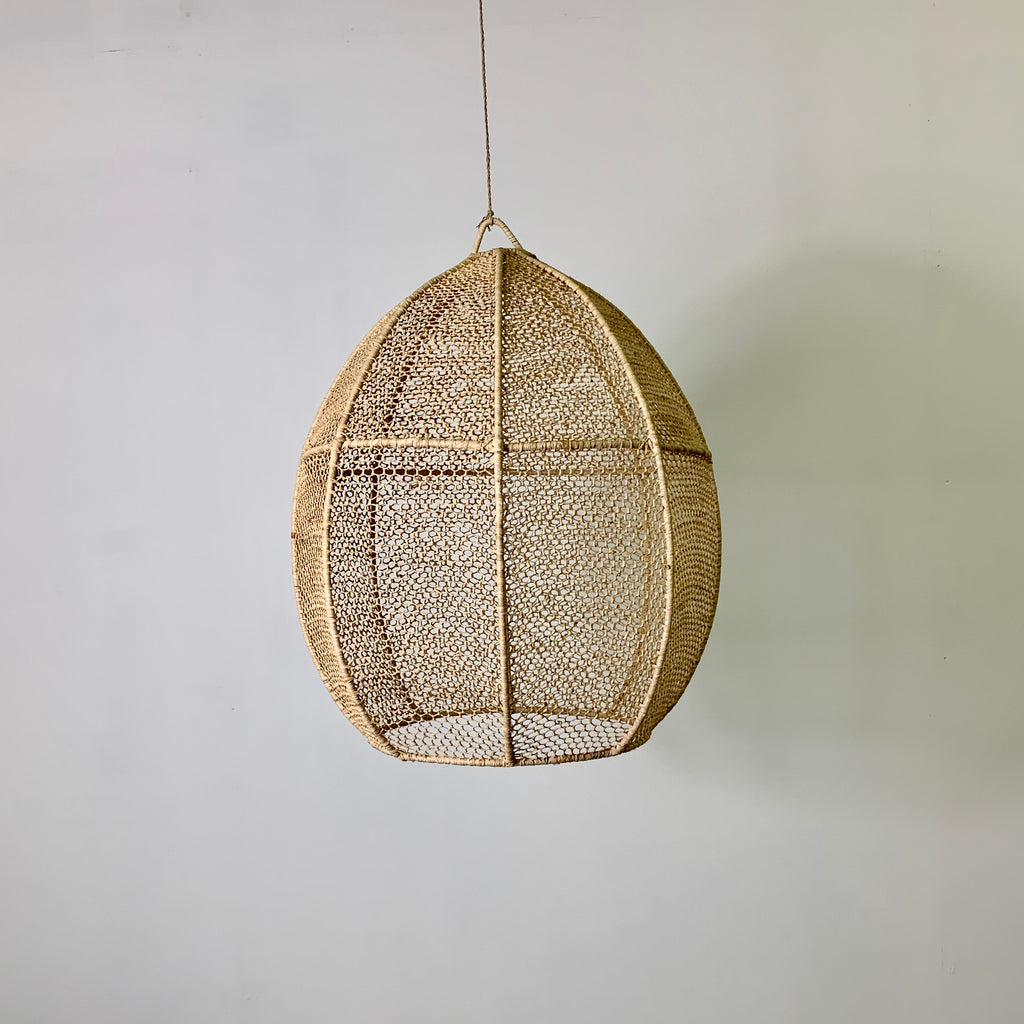 Suspension en dentelle de raphia - Boule