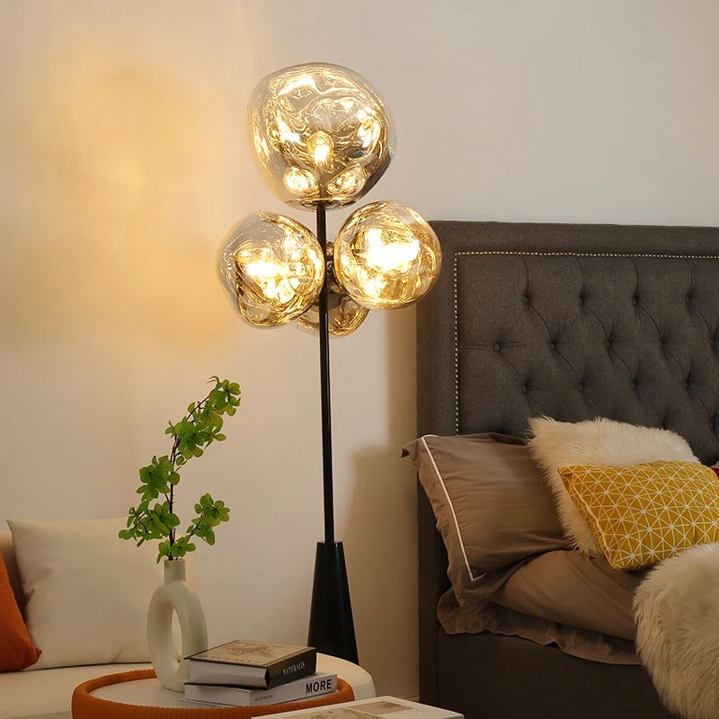 Lampadaire Design Chromé