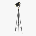 Lampadaire — Design danois avec trépied nordique élégant