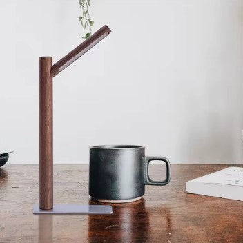Lampe de Lecture en Bois Tige Zélie Nocturne - Un Compagnon pour Vos Moments de Lecture