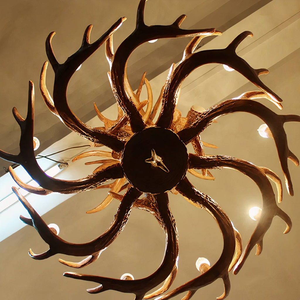 Suspension — Baroque suspension en forme de bois de cerf
