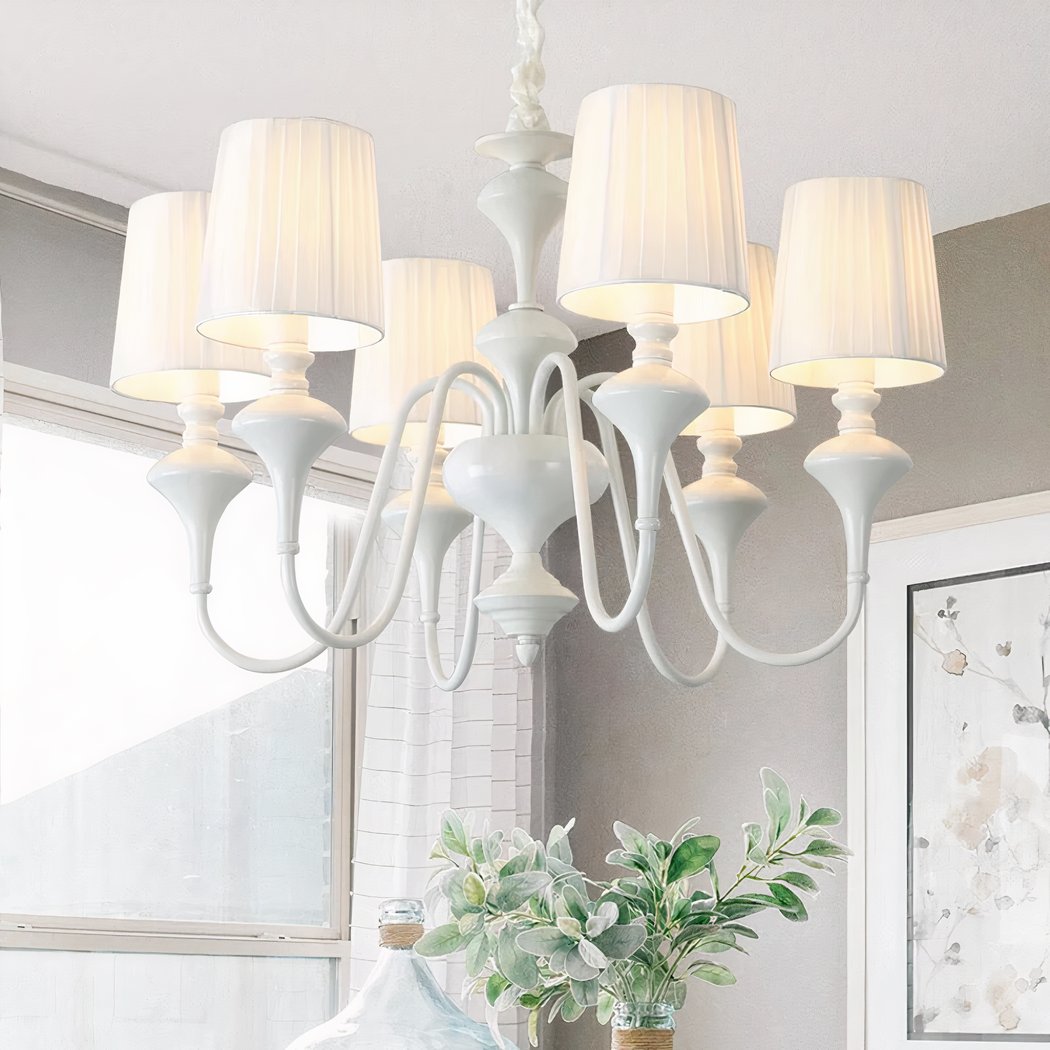 Lustre — Blanc en métal et tissu au design baroque moderne