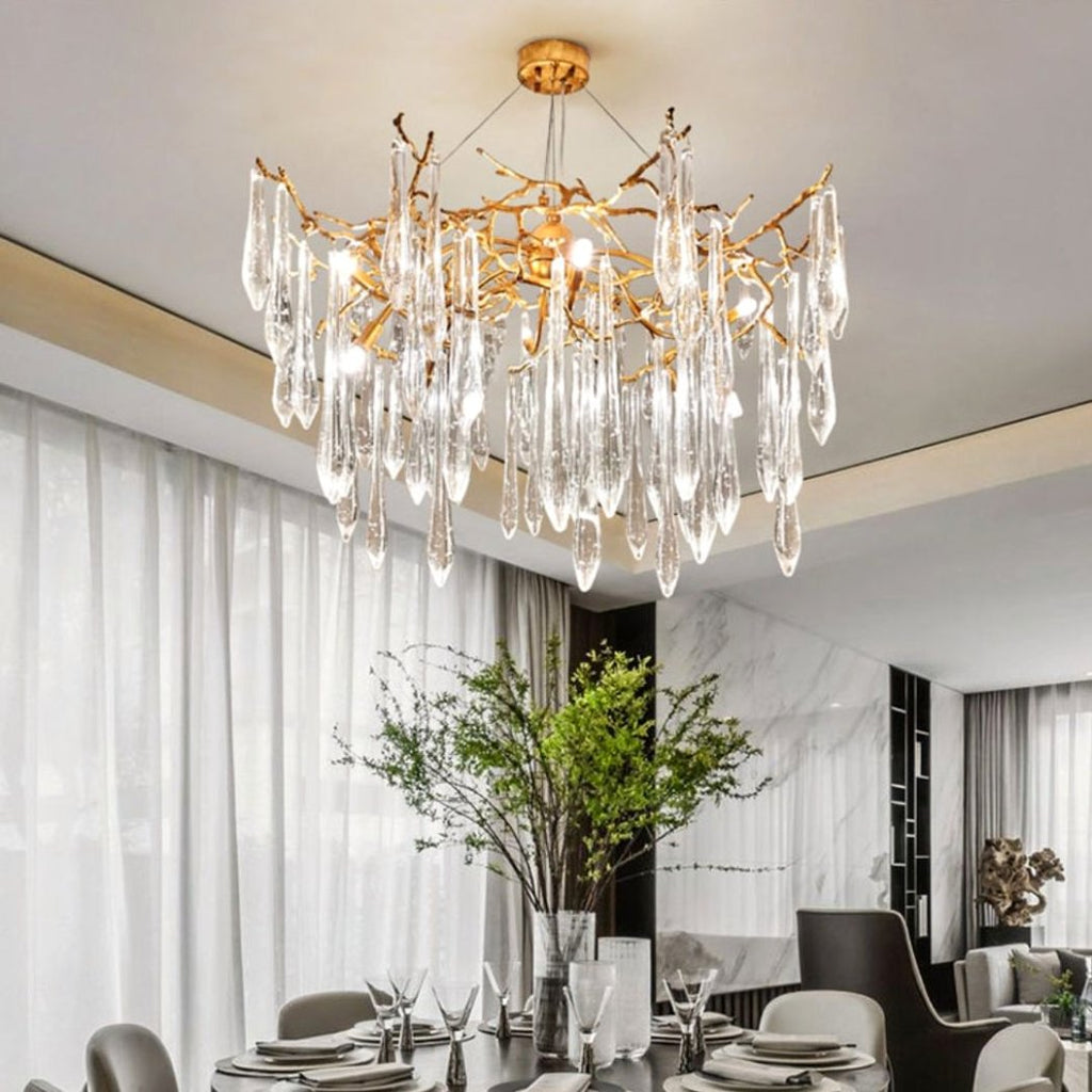 Lustre — Goutte d’eau dorée en cristal au design moderne