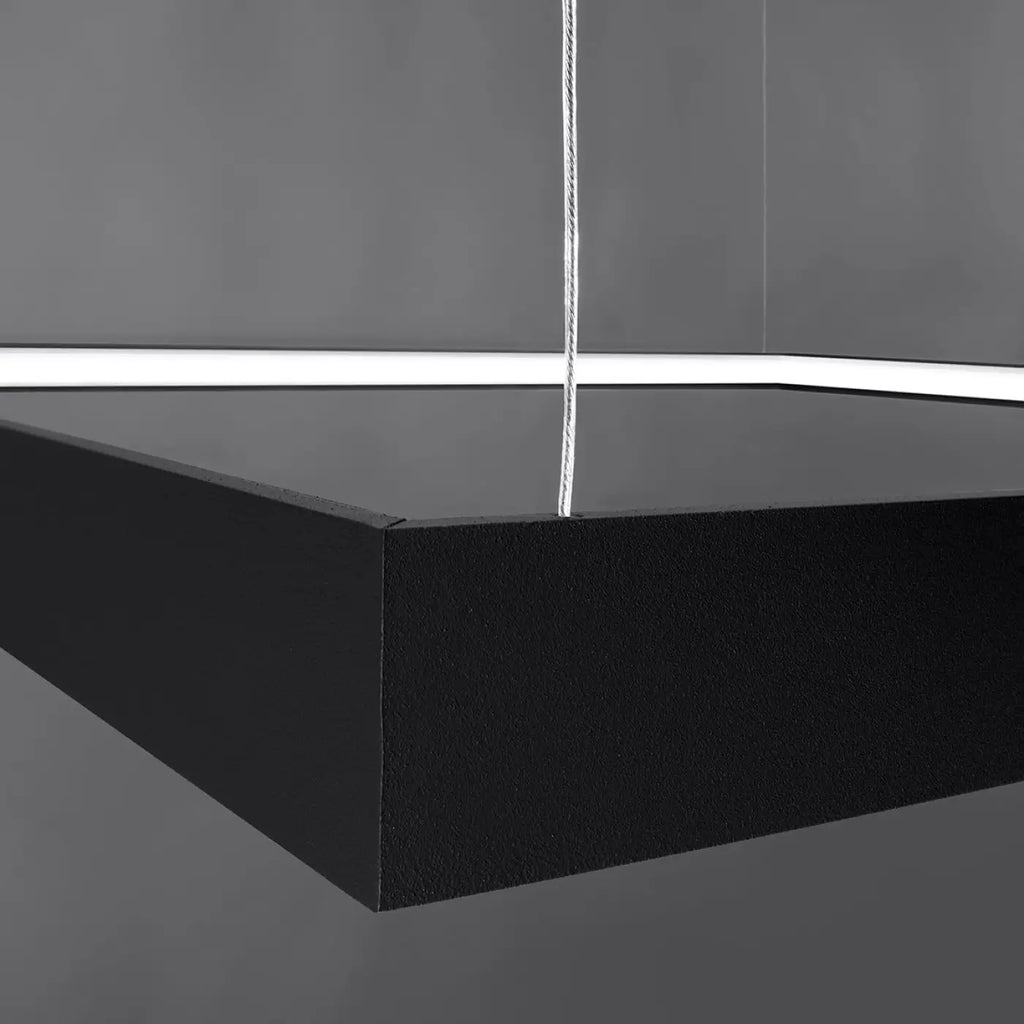 Lustre Nelya