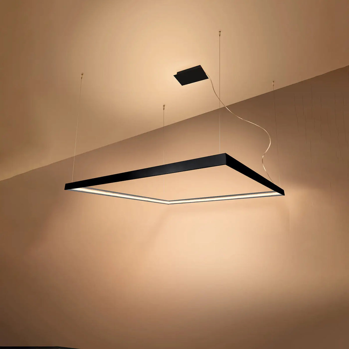 Lustre Nelya