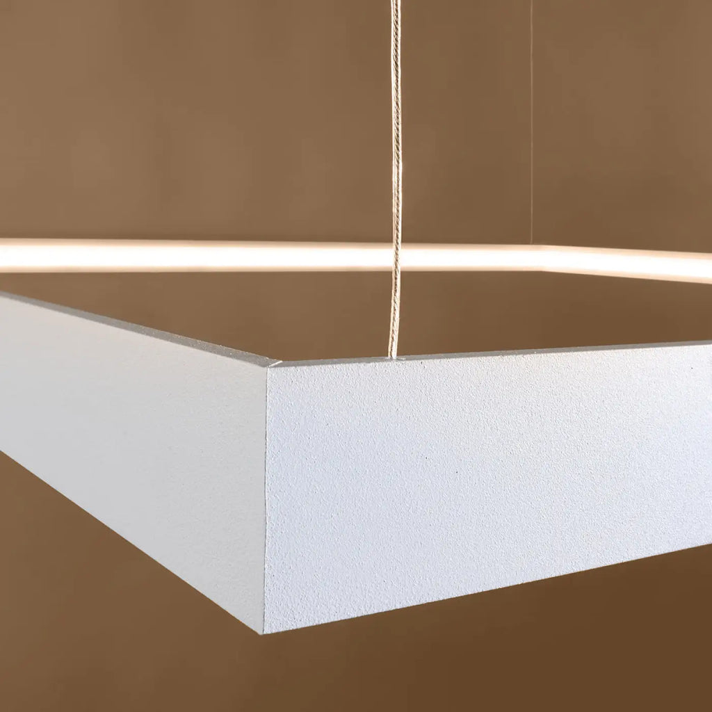 Lustre Nelya