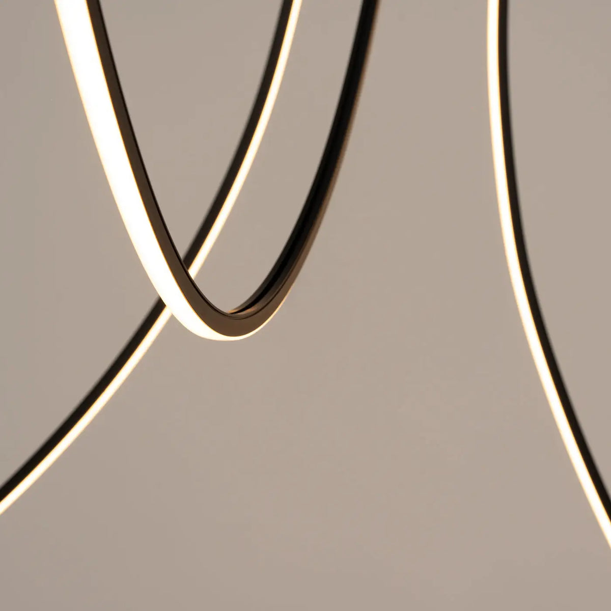 Lustre Alvar