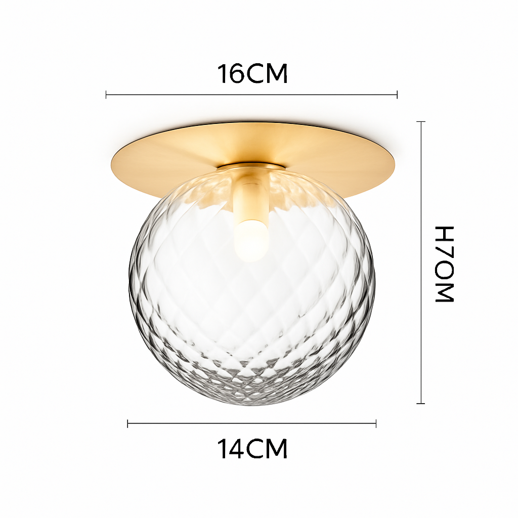 Plafonnier LED design rond doré avec boule en verre Porch Camille Intervalle - Reflets Subtils & Décor Raffiné