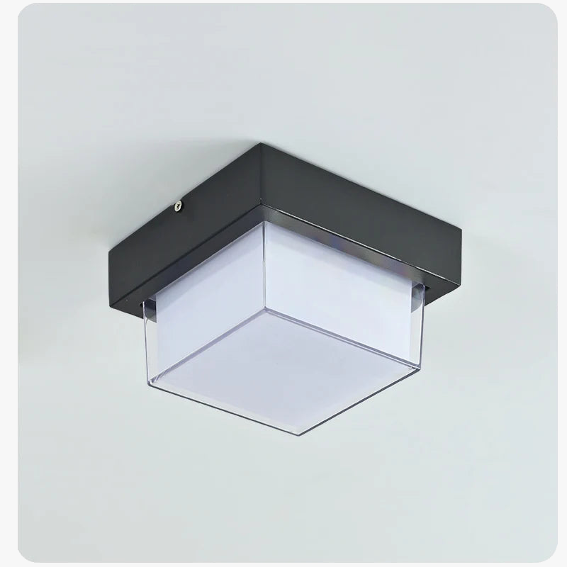 Plafonnier moderne étanche pour décoration intérieure élégante et stylée Hermine Clarté - Une Note Actuelle dans le Décor