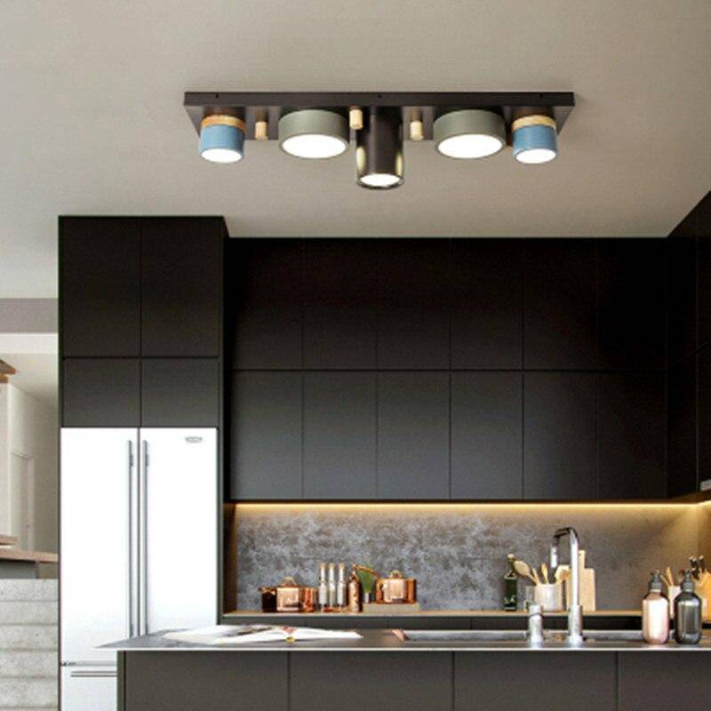 Plafonnier design avec plusieurs spots cylindriques colorés à LED Isaure Nuance - Géométrie & Élégance Visuelle
