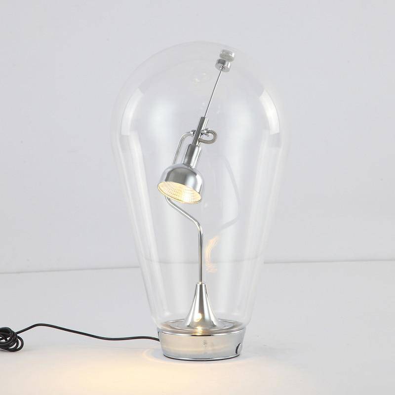 Lampe à poser design à LED chromé dans ampoule en verre