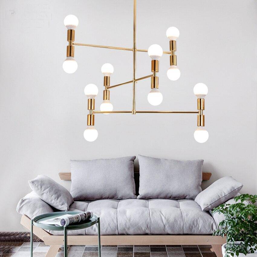 Lustre — Design en métal doré et lampes en boule