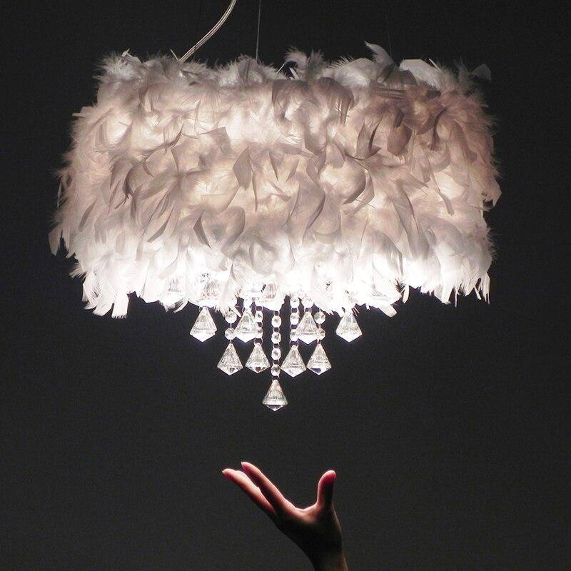 Lustre rond moderne LED en plumes et verre cristal